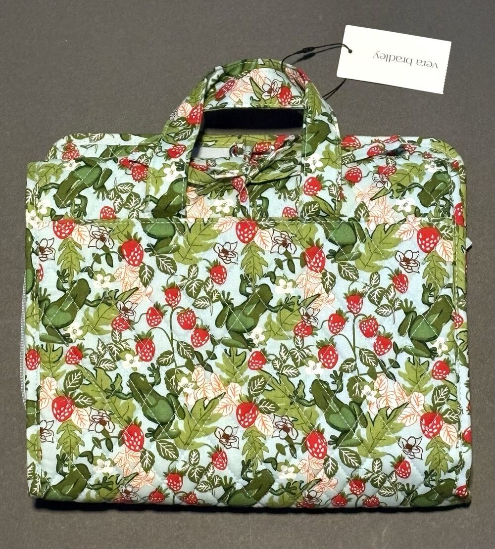 Vera Bradley Frogberry Hanging Travel Organizer Toiletries Makeup Bag Frogs